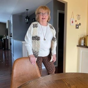 Meet your Posher, Jeanette